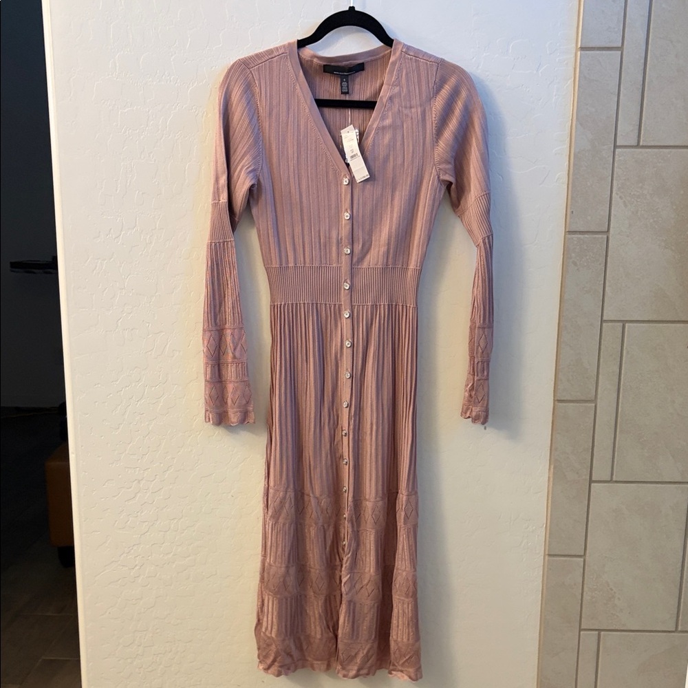 White House Black Market Mauve Long Sleeve Dress